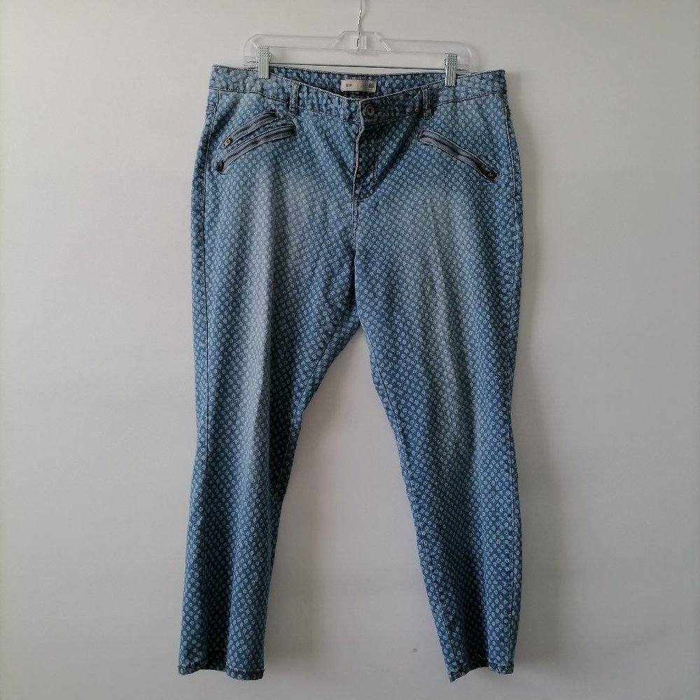 Route66 Women's Blue Dotted Ankle Jeans Size 18